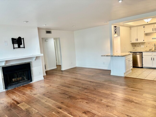 Photo - 514 Derby Rd