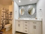 Photo - 932 Lighthouse Way
