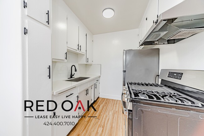 Photo - 252 W Elm Ave Unit L