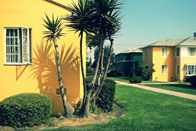 Photo - Dorset Village Apartments