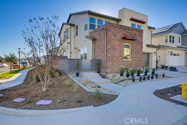 Building Photo - 860 Bunkhouse Dr