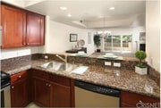 Photo - 15206 Burbank Blvd Townhome