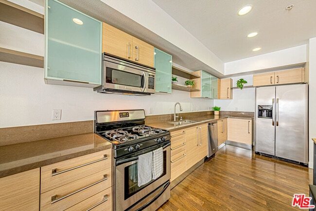 Photo - 1234 Wilshire Blvd Unit 321