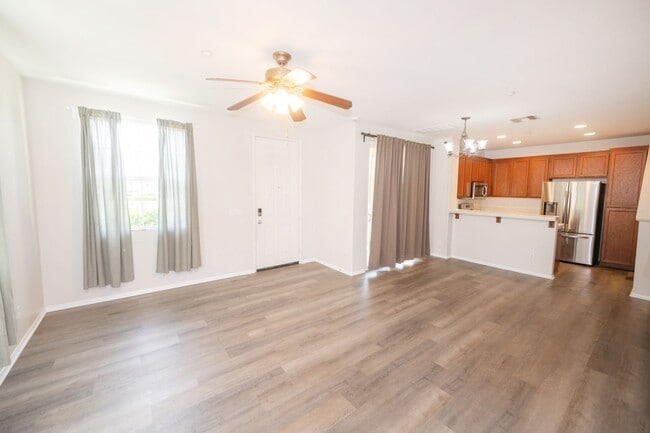 Building Photo - Amazing 3 Bedroom Condo available now! Chula Vista / Eastlake / Otay Ranch Area