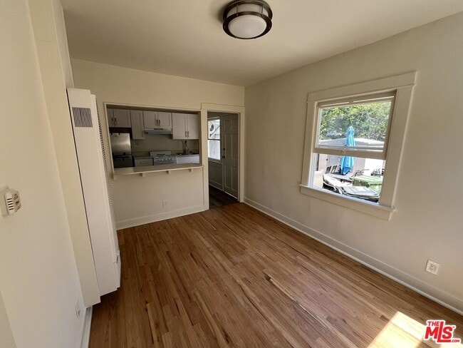 Photo - 424 N Venice Blvd Unit B