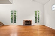 Photo - 1123 Flores St Townhome