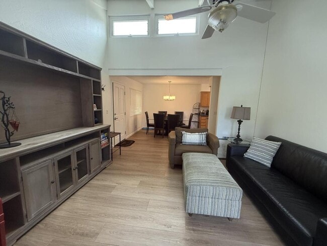 Photo - 29 Dearborn Pl Condo