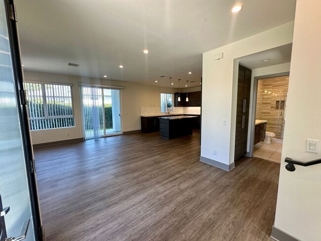 Photo - 6548-6550 W 86th Pl Unit 6550