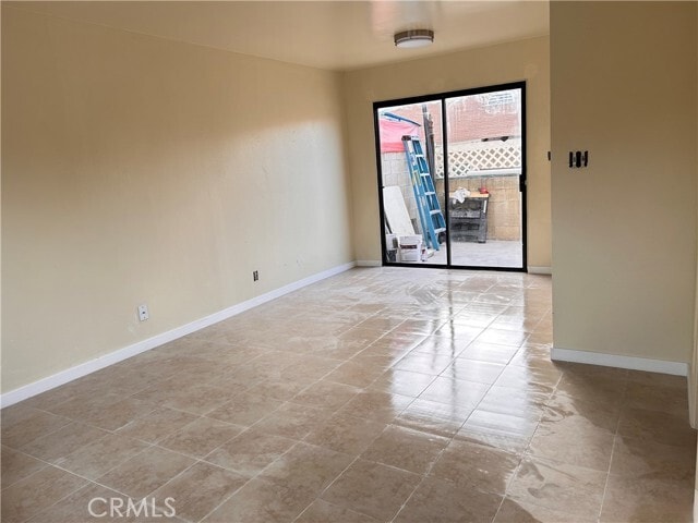 Photo - 3810 W Valencia Dr Unit D