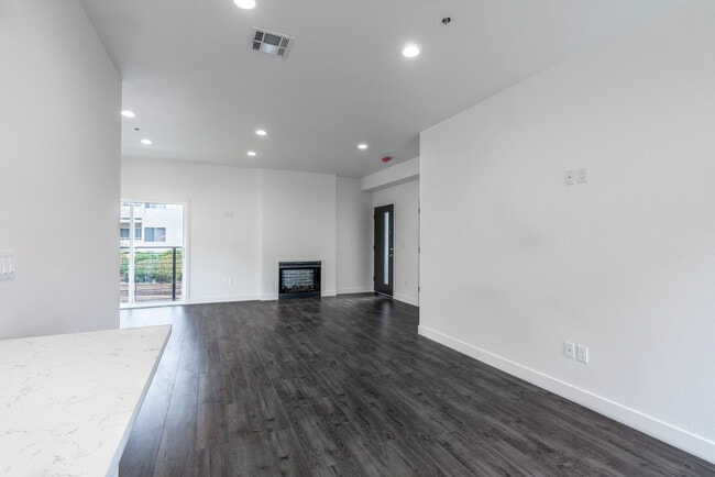 Photo - 3722 Florida St Unit 4