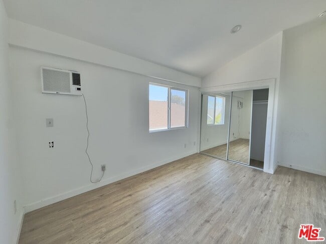 Photo - 1732 Crenshaw Blvd House