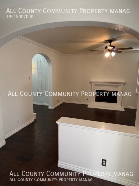 Photo - 70 Loganberry-