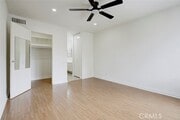 Photo - 5460 White Oak Ave