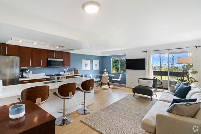 Building Photo - 2700 Cahuenga Blvd Rental