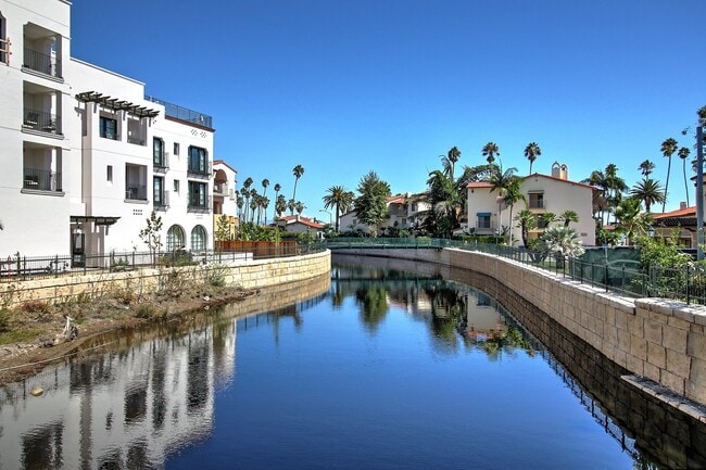 Photo - 20 W. Mason Unit 24