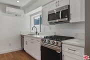 Photo - 14167 Erwin St