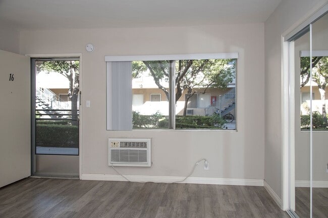 Photo - Arcadia Sands