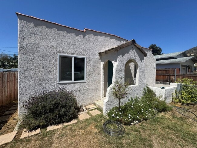Photo - 141 Holt St Unit 141