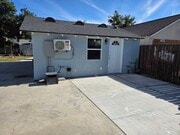 Photo - 628 E Kingsley Ave House