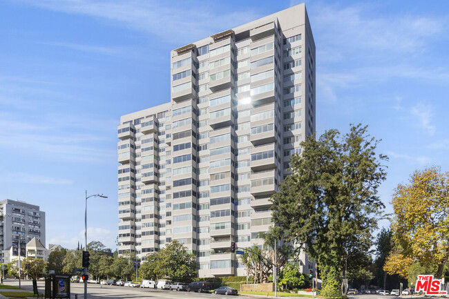 Photo - 865 Comstock Ave Condo Unit 11C