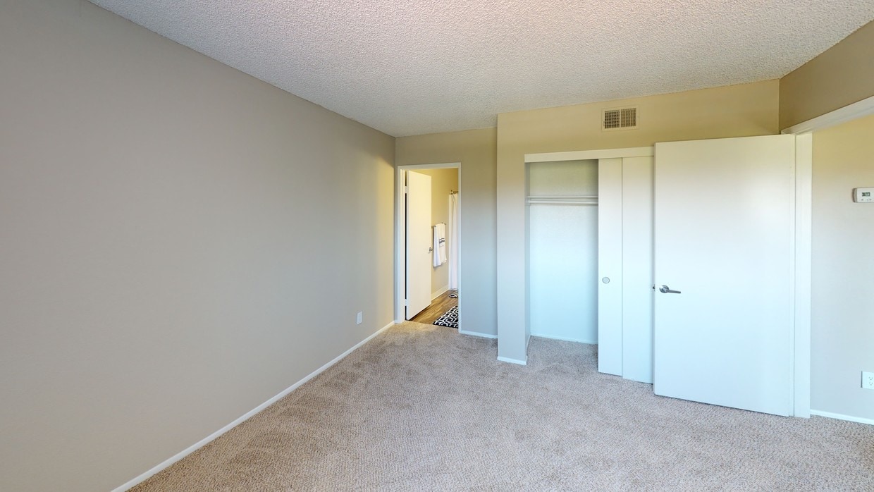 3D Tour - Hadley Apartments - A 55+ Lifestyle Community