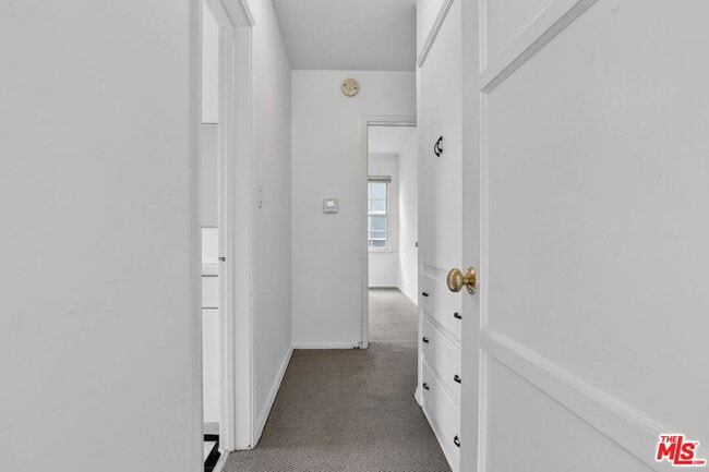 Photo - 314 N St Andrews Pl Unit 3