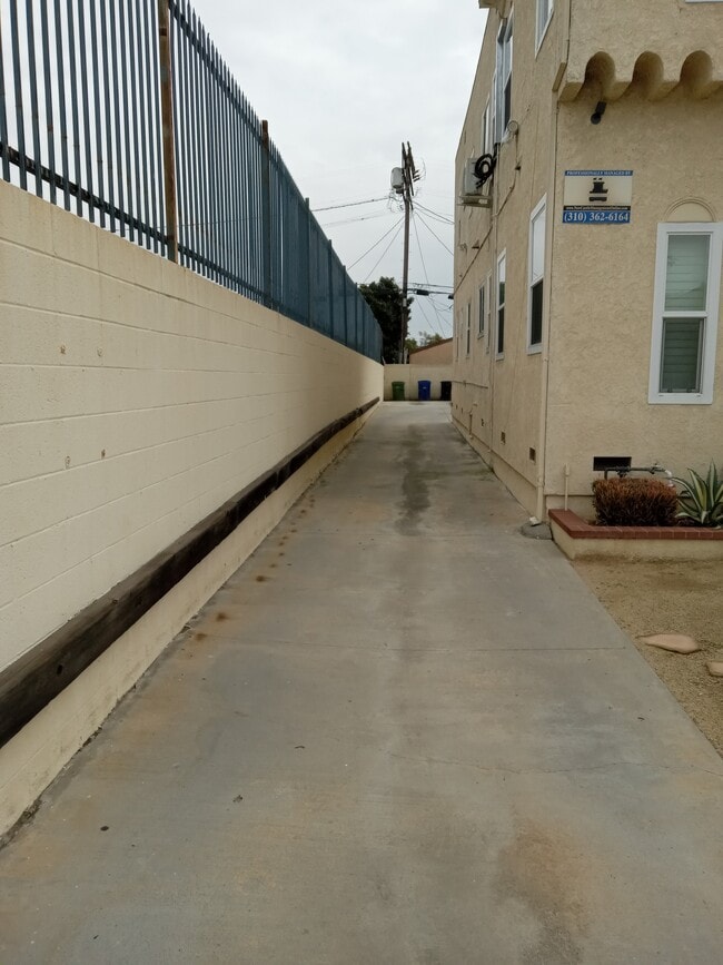 Photo - 2216 S Marvin Ave Unit 2214