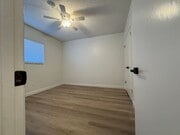 Photo - 673 W 22nd St Unit 673 W. 22nd St. Apt 4