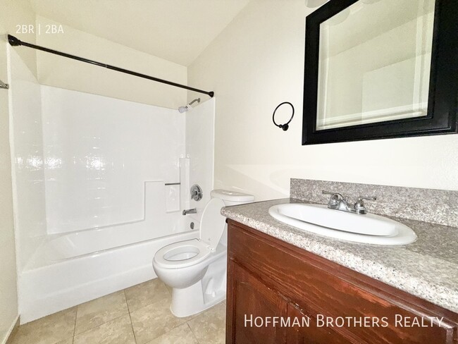 Photo - 15040 Vanowen St Unit 306