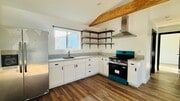 Photo - 2425 N Bush St Unit 2
