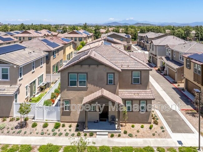 Building Photo - 40383 Birchfield Dr