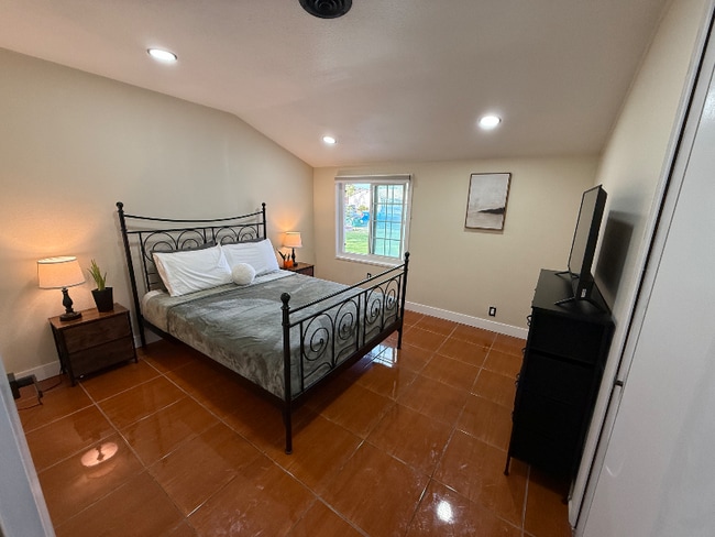 Photo - 10291 Masterson Rd House