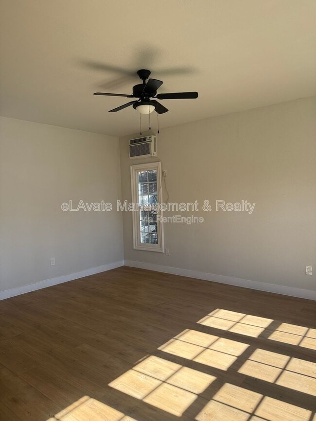 Photo - 1607 W 49th St Unit 1609