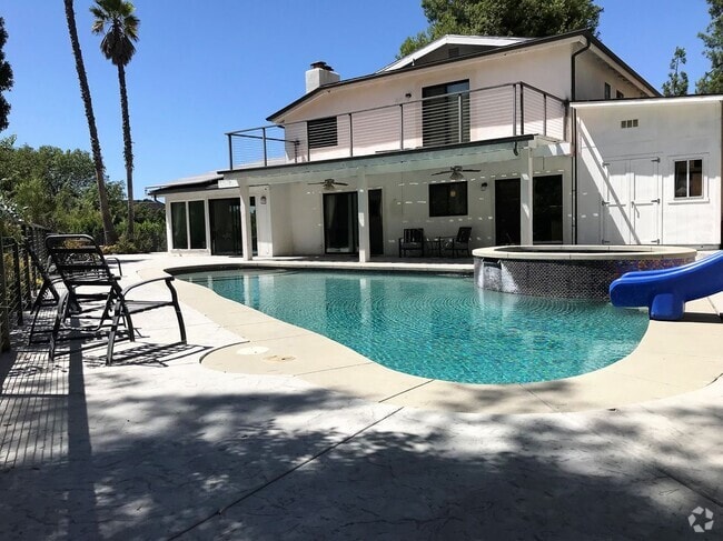 Building Photo - 4376 Pampas Rd Rental