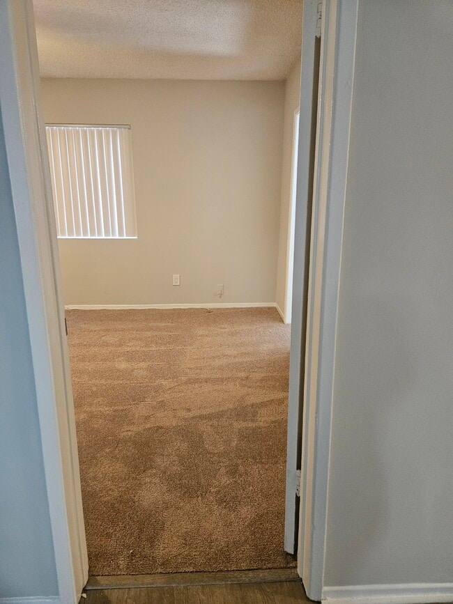 Building Photo - Canyon Gardens