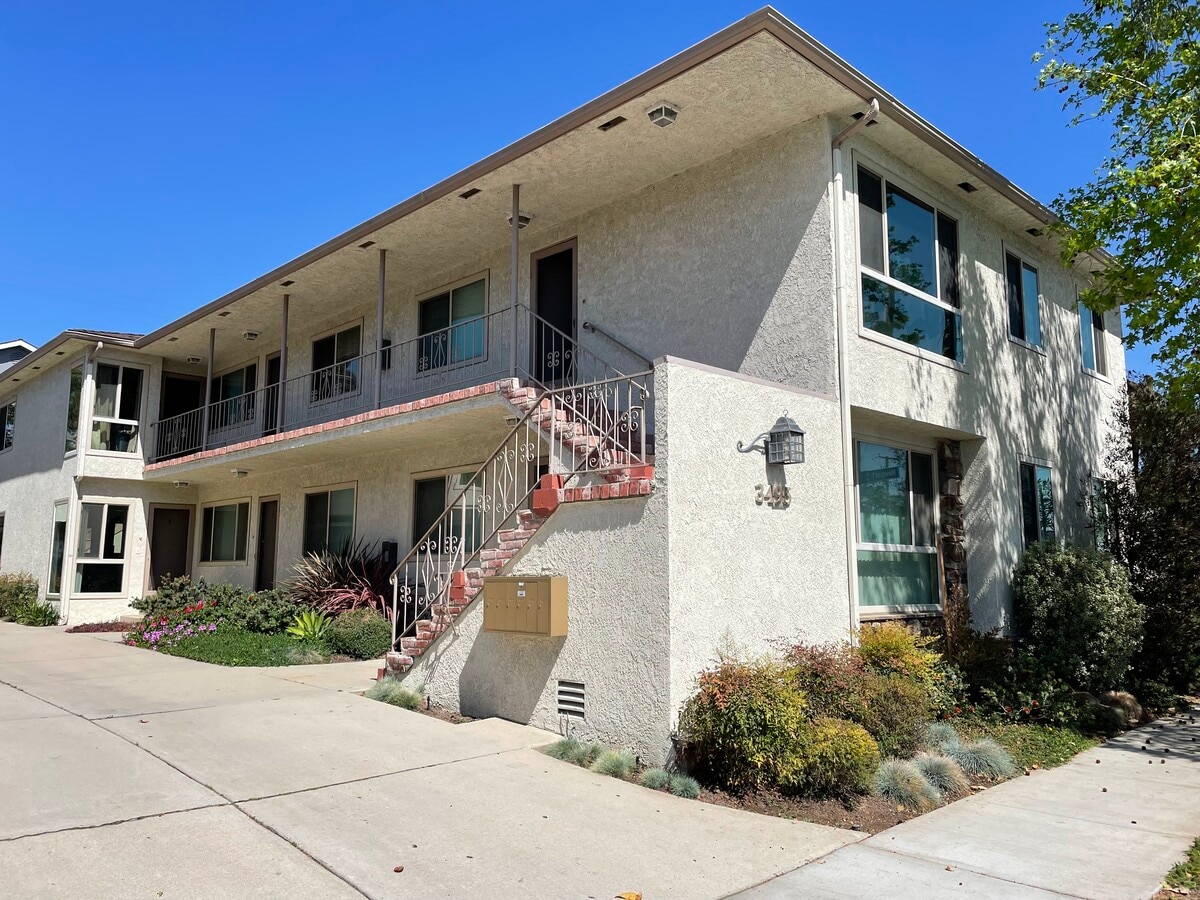 3495 E. 15th Street - 3495 E 15th St Unit 3