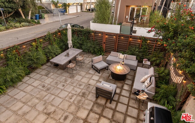 Photo - 5317 Pacific Ave