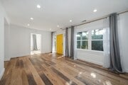 Photo - 7715 Lexington Ave Unit 7715