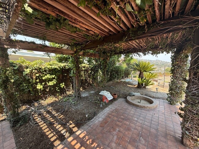 Photo - Minutes from Campus with Scenic Overlook Views! 6 Bed!