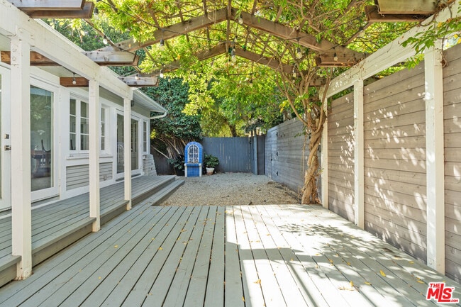 Photo - 1640 Electric Ave