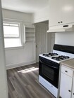 Kitchen - 831 N Zeyn St Unit Apt. B