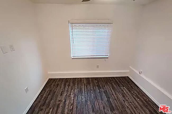 Photo - 6720 Van Noord Ave