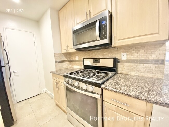 Photo - 8569 Burton Wy Unit 101