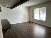 Photo - 1411 Manhattan Ave Unit B