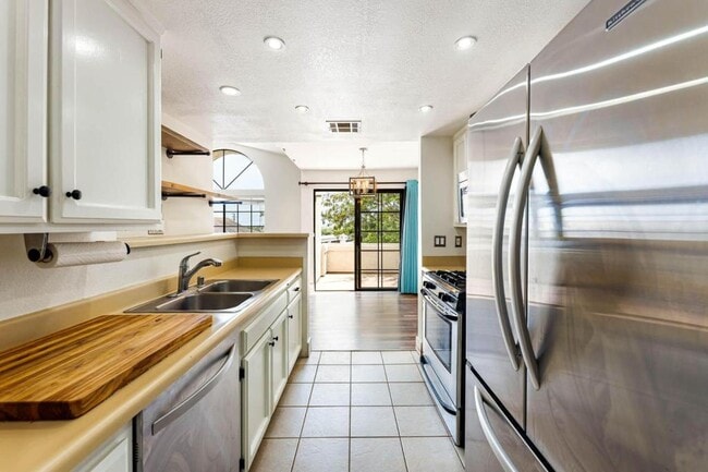 Photo - 1240 Franciscan Ct