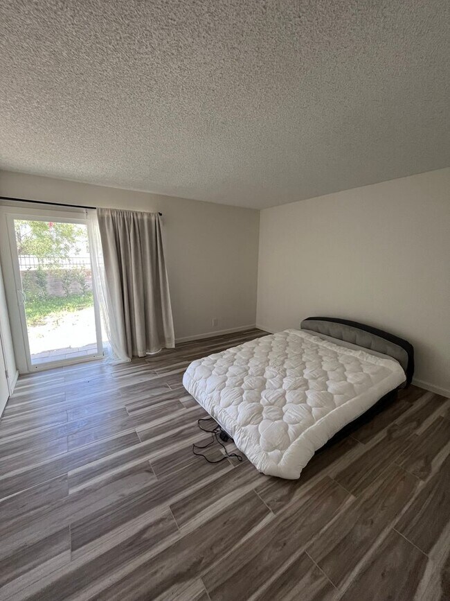 Photo - North Palm Springs Beauty