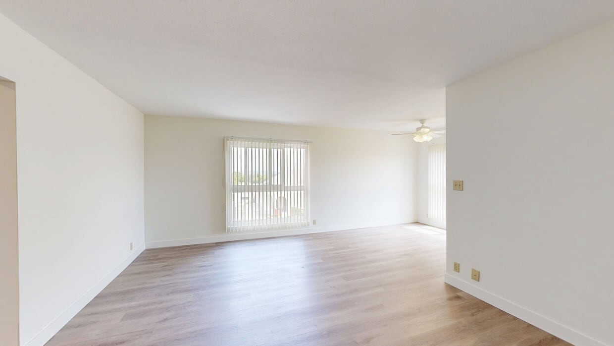 3D Tour - 715 E. Providencia Ave Apartments