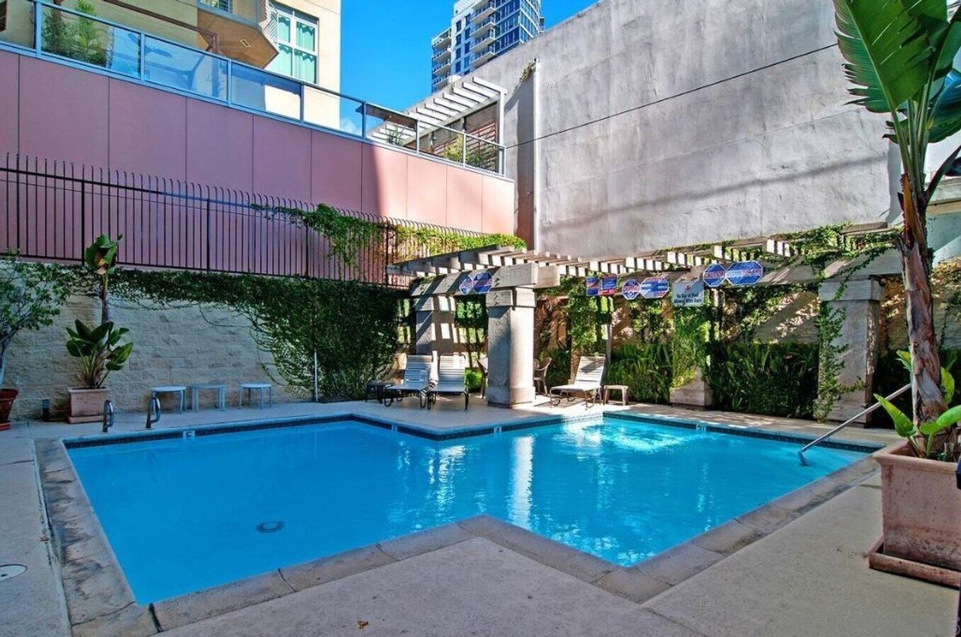 Photo - 1 bed /1 bath in Downtown San Diego Condo