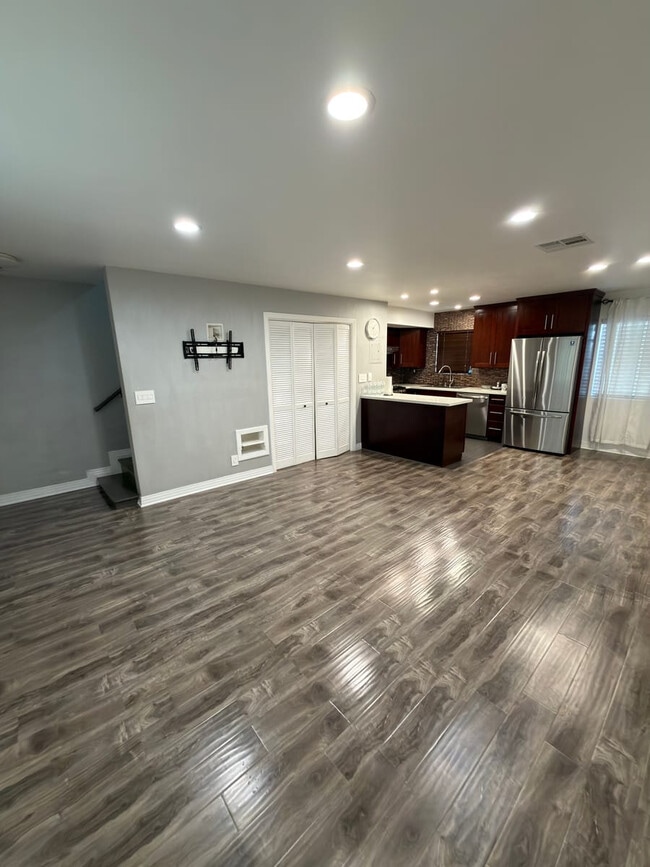 Photo - 618 N Howard St Unit 138