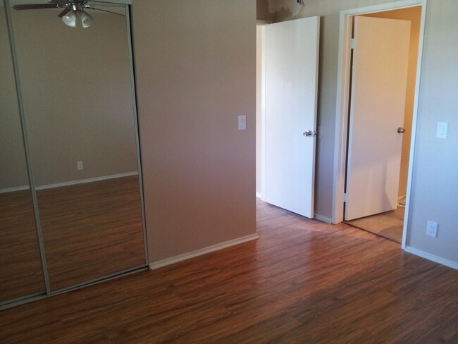 Photo - Bright and Modern Second Floor 1 Bedroom 1... Unit 405 #E